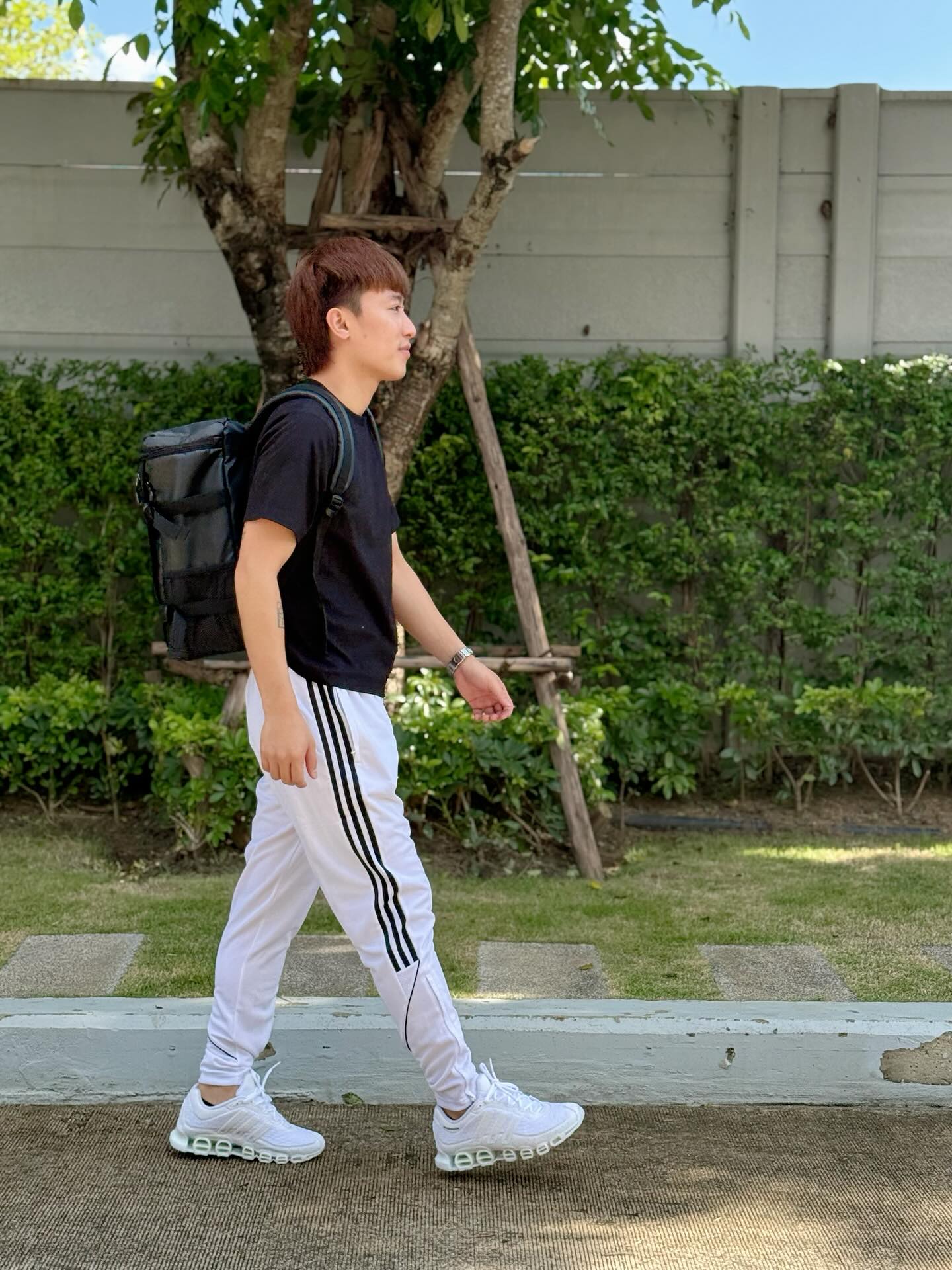 นุ๊ก - ธนดล ศิริแวว