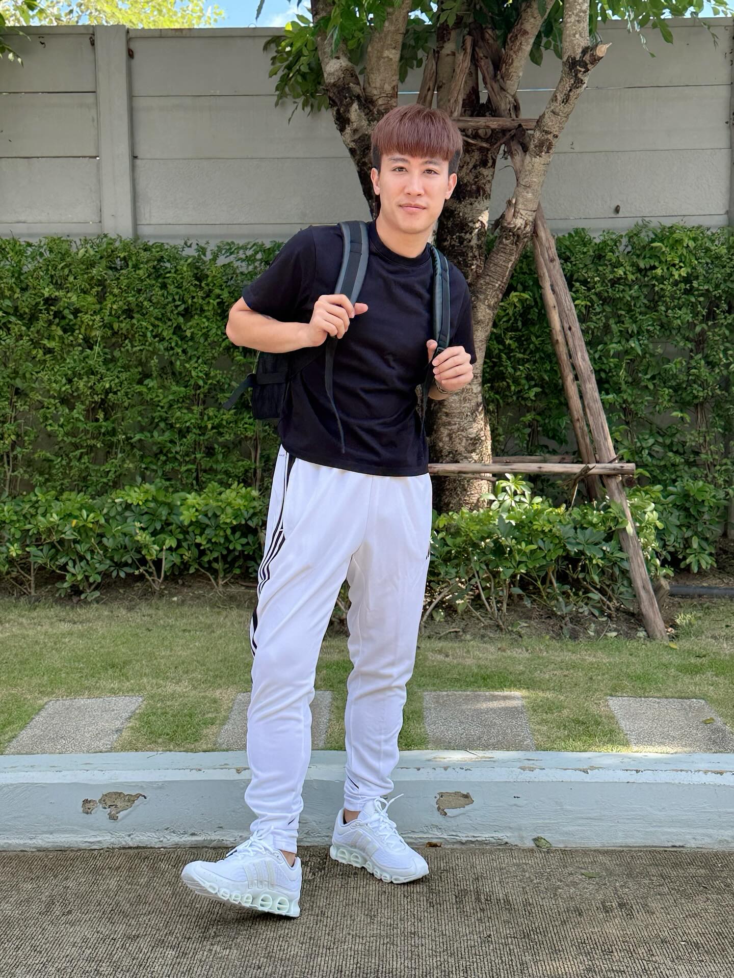 นุ๊ก - ธนดล ศิริแวว