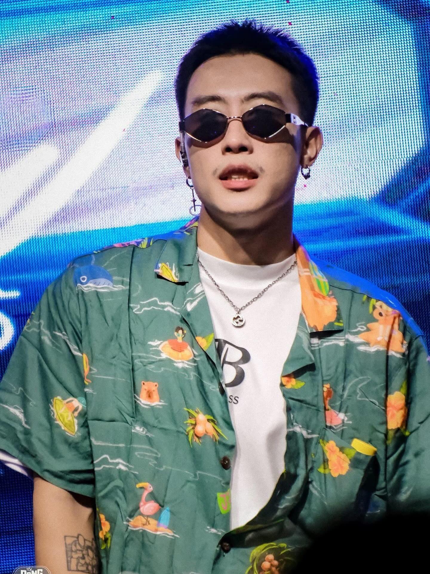 นุ๊ก - ธนดล ศิริแวว