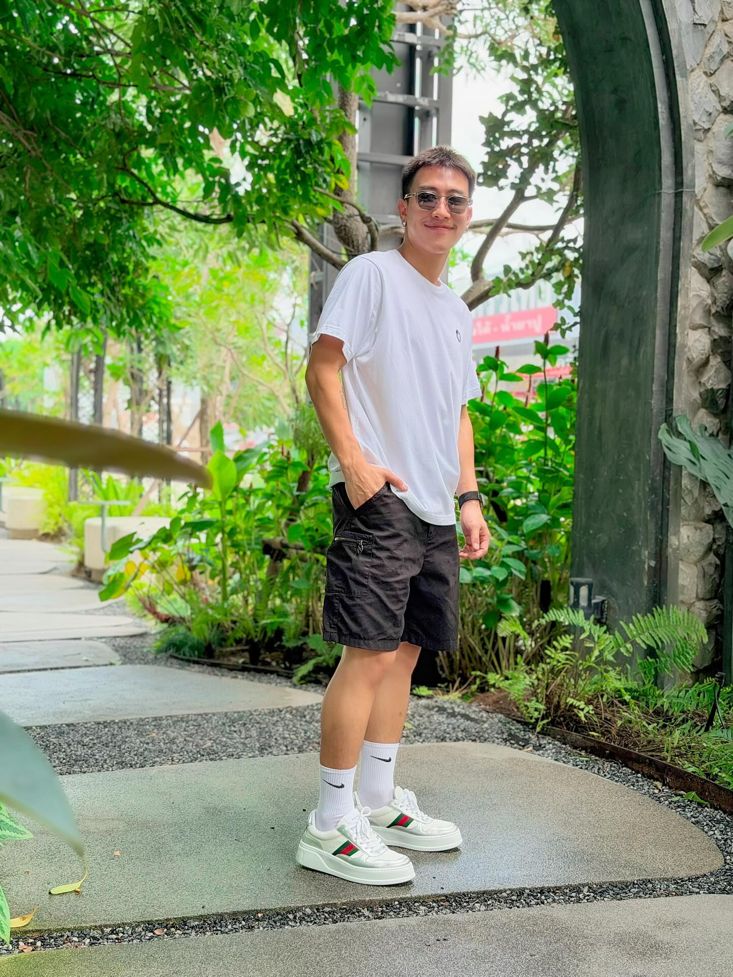 นุ๊ก - ธนดล ศิริแวว