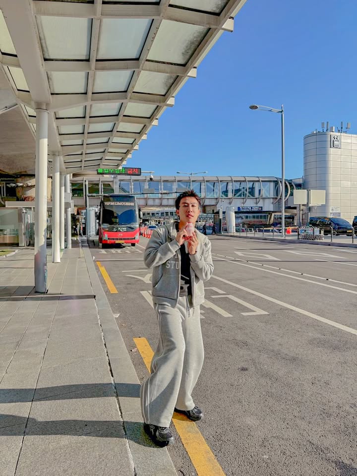 นุ๊ก - ธนดล ศิริแวว