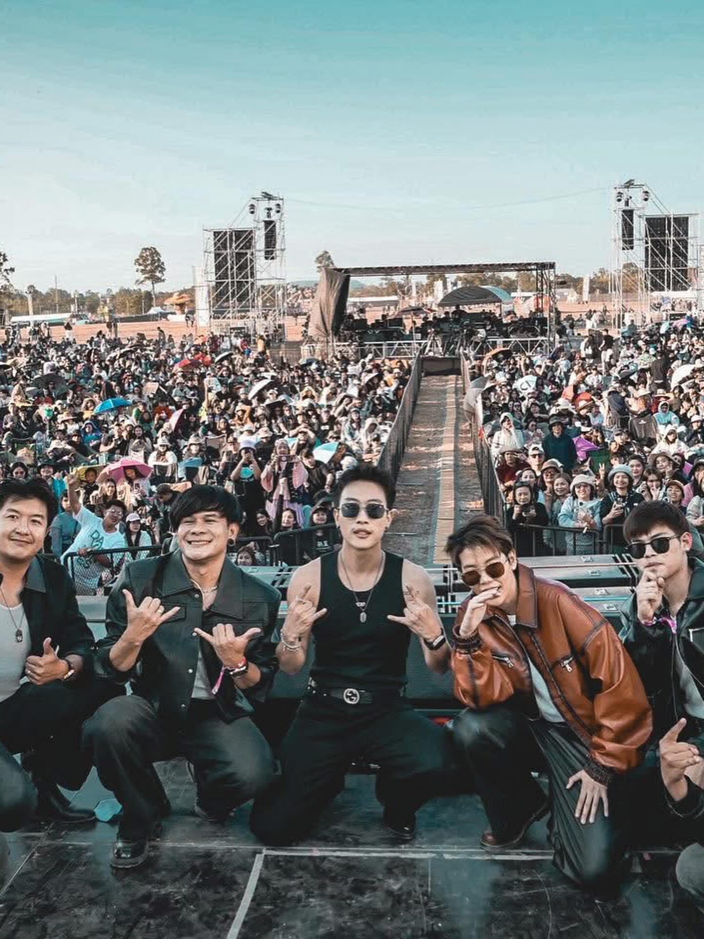 นุ๊ก - ธนดล ศิริแวว