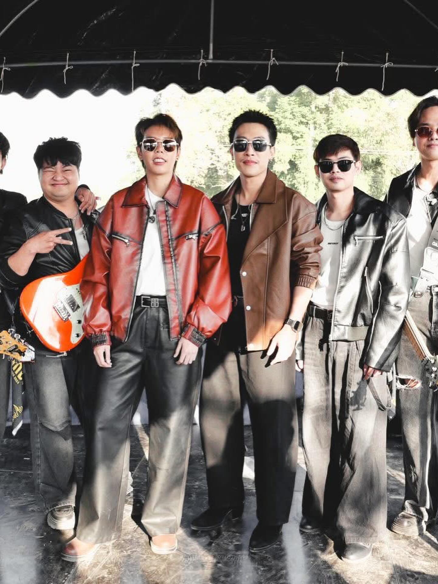 นุ๊ก - ธนดล ศิริแวว