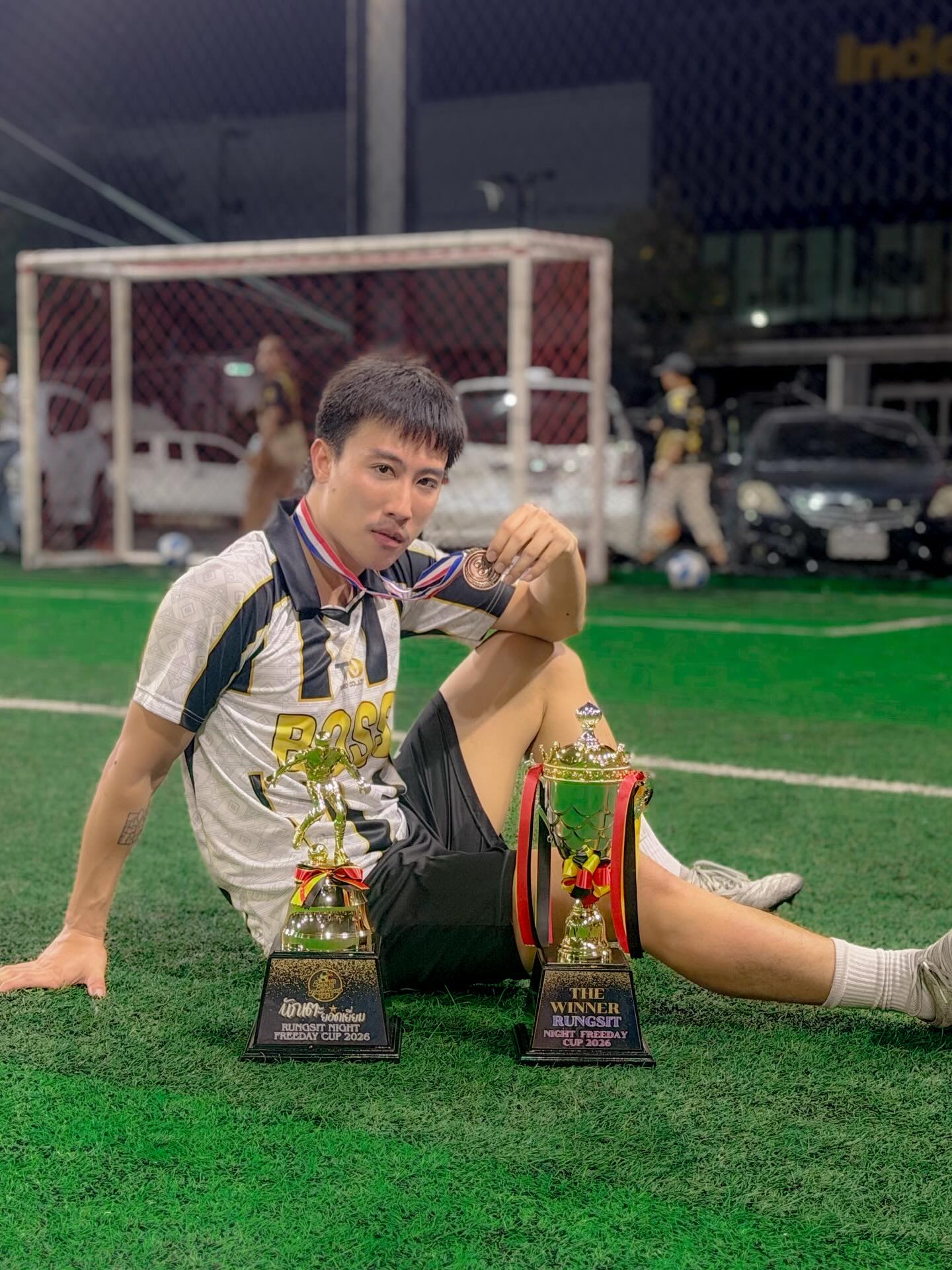 นุ๊ก - ธนดล ศิริแวว