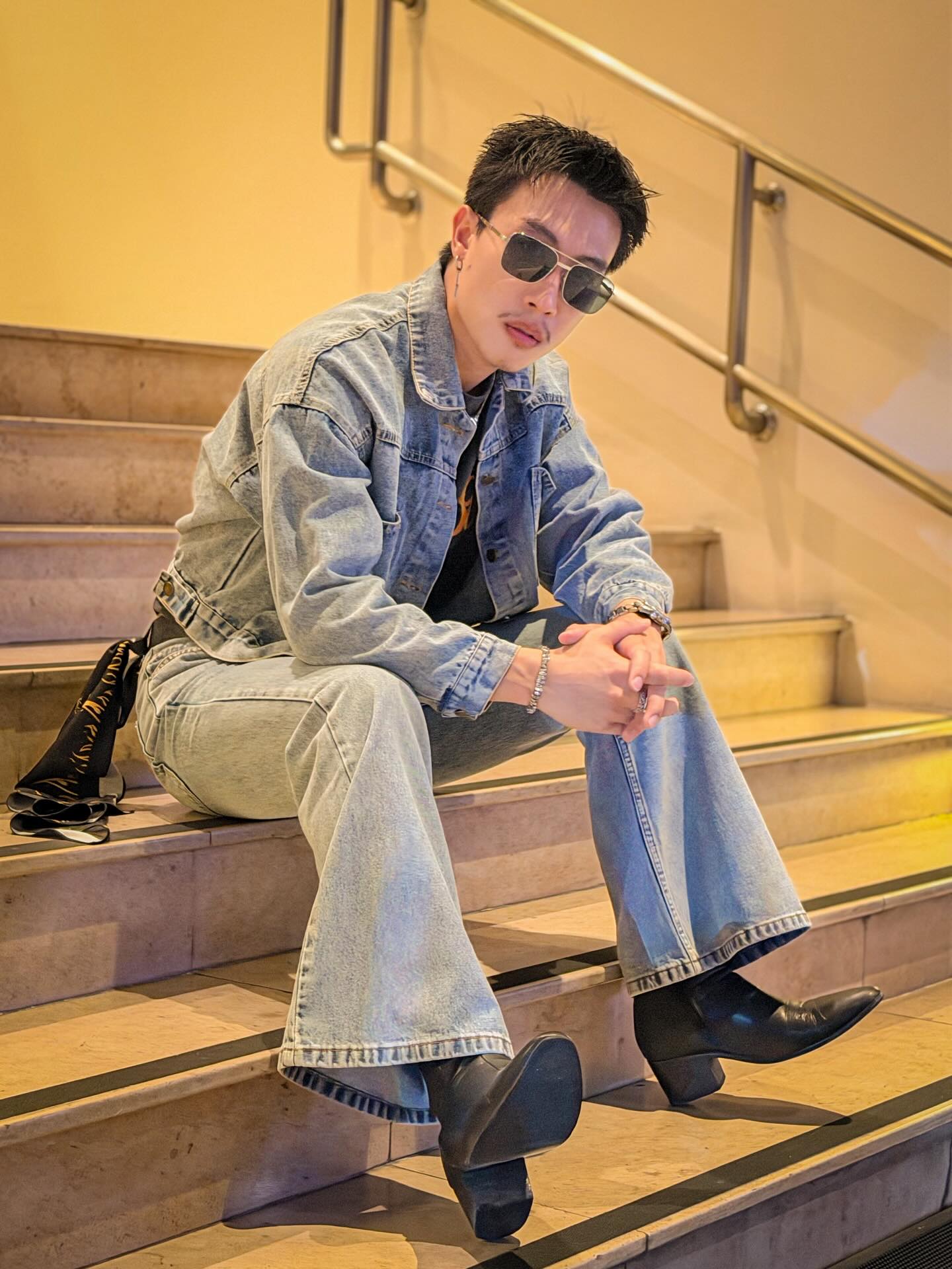 นุ๊ก - ธนดล ศิริแวว