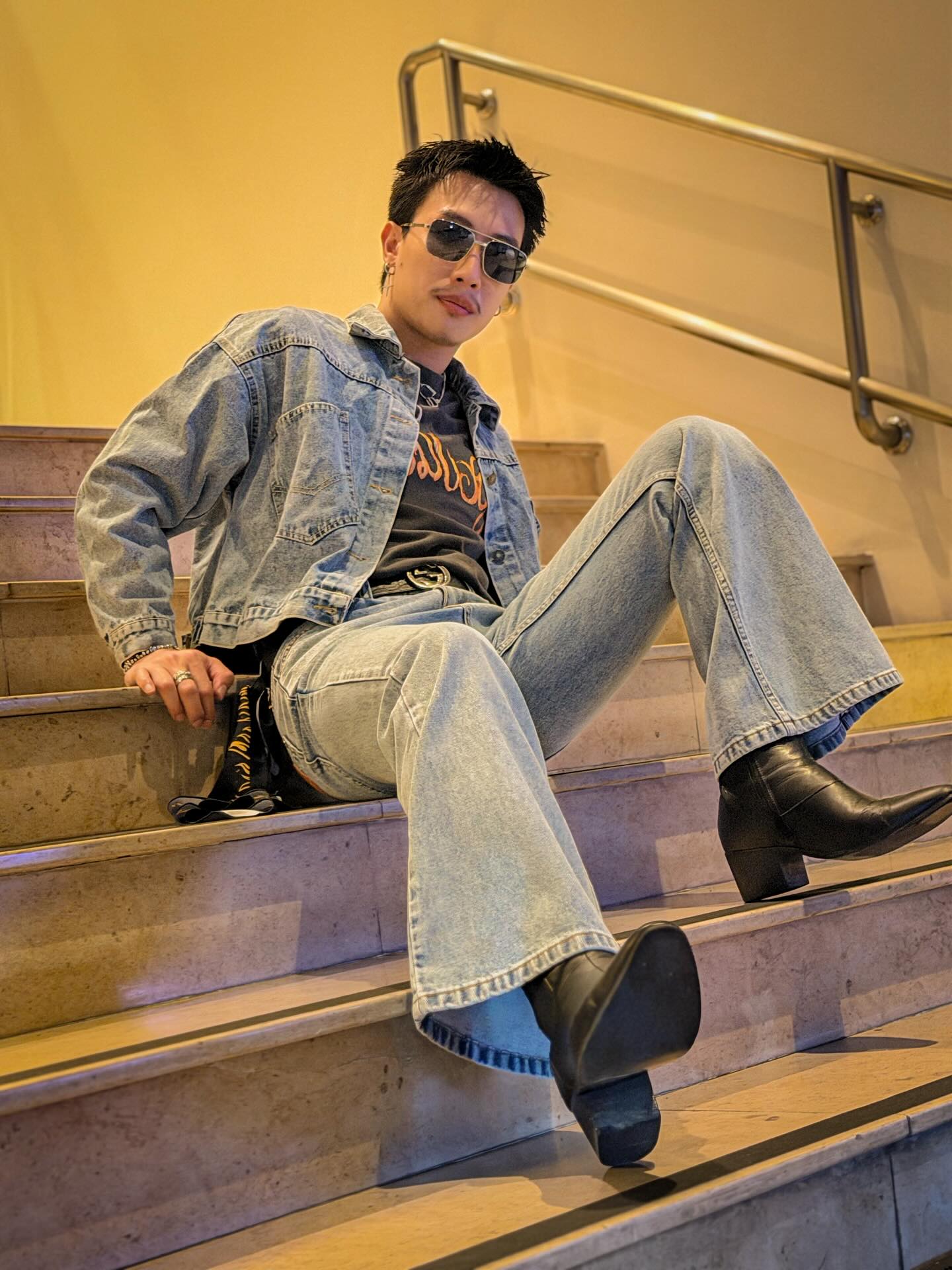 นุ๊ก - ธนดล ศิริแวว