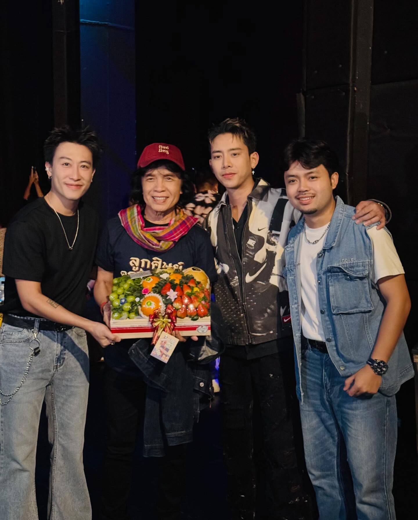 นุ๊ก - ธนดล ศิริแวว