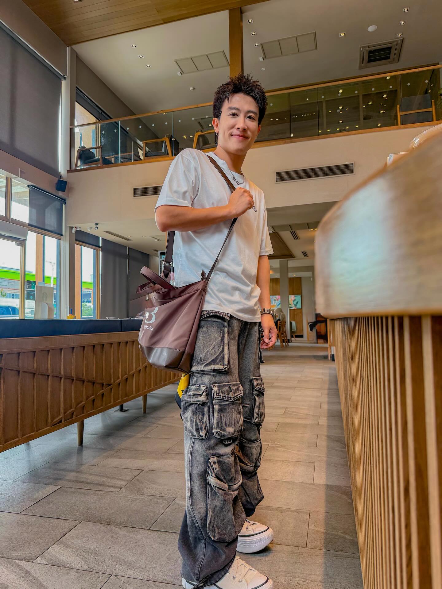 นุ๊ก - ธนดล ศิริแวว