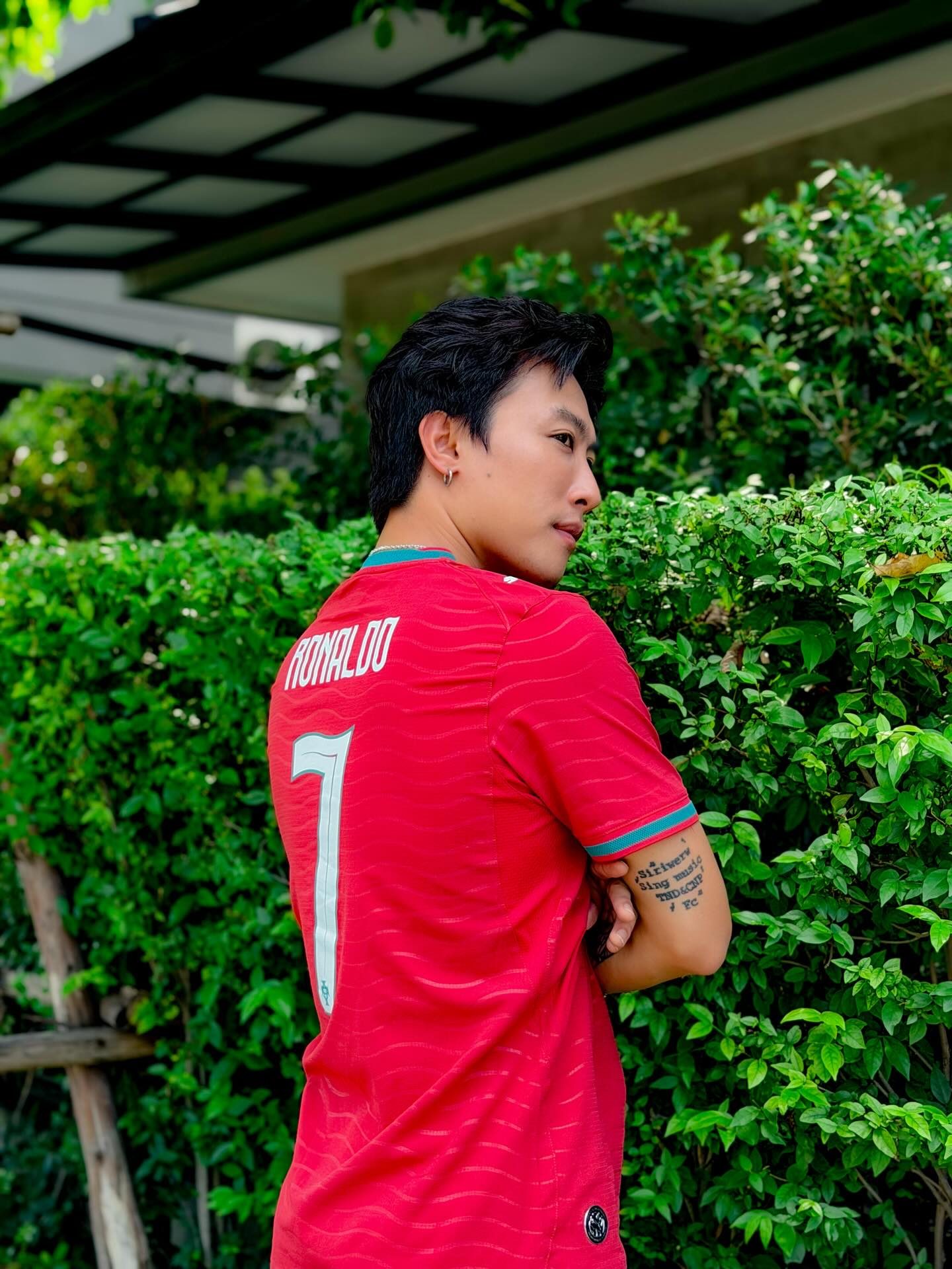 นุ๊ก - ธนดล ศิริแวว