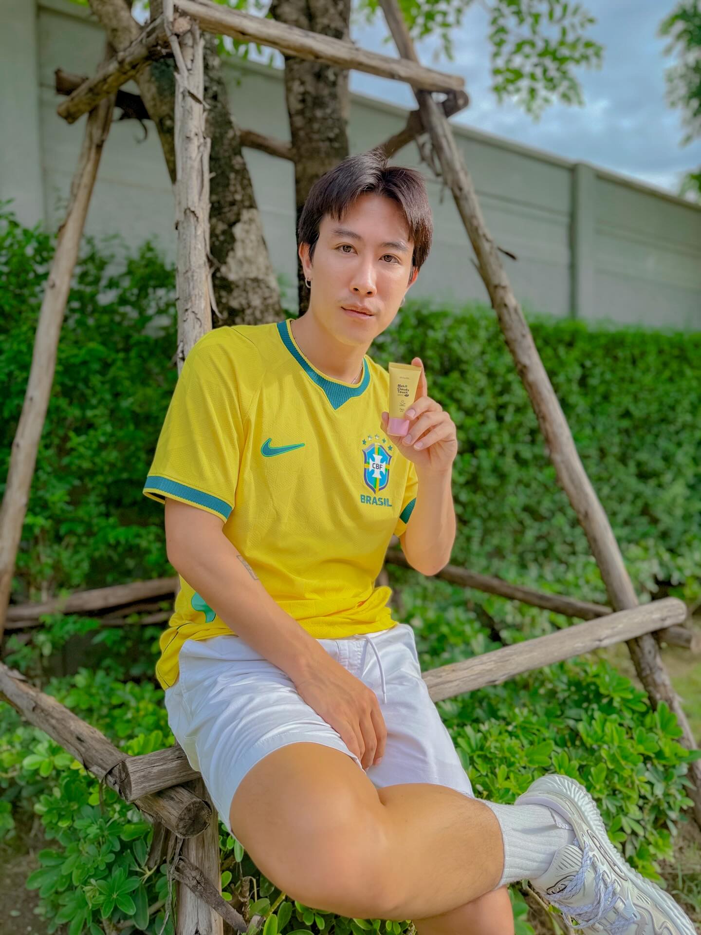 นุ๊ก - ธนดล ศิริแวว