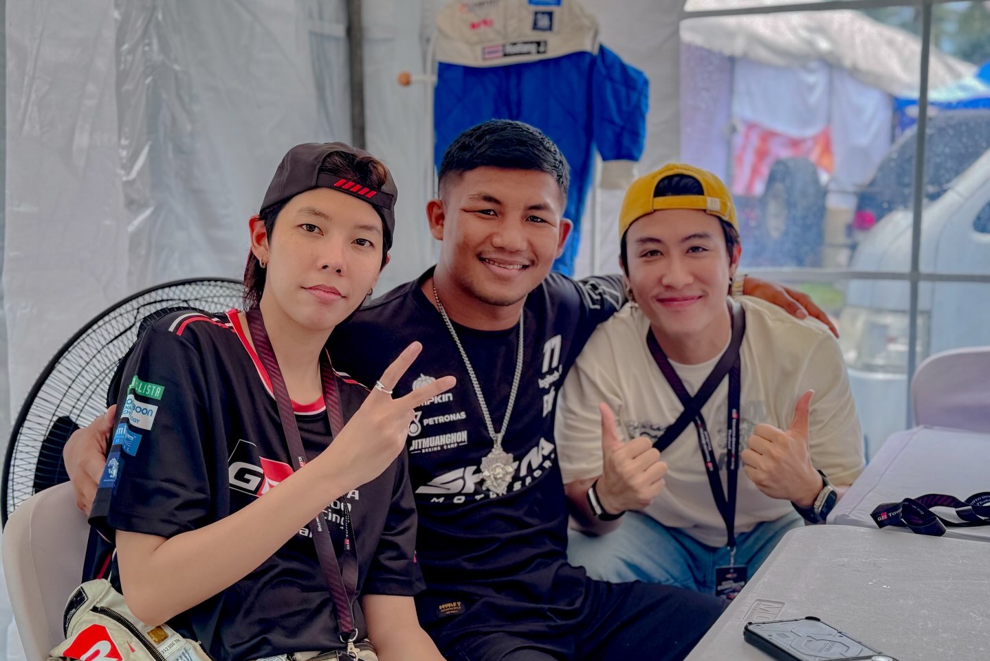นุ๊ก - ธนดล ศิริแวว