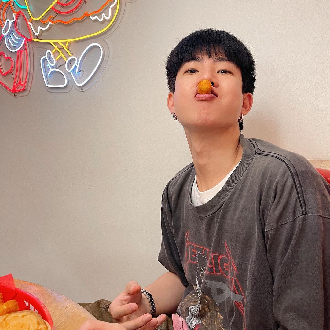 ออฟ - จุมพล อดุลกิตติพร