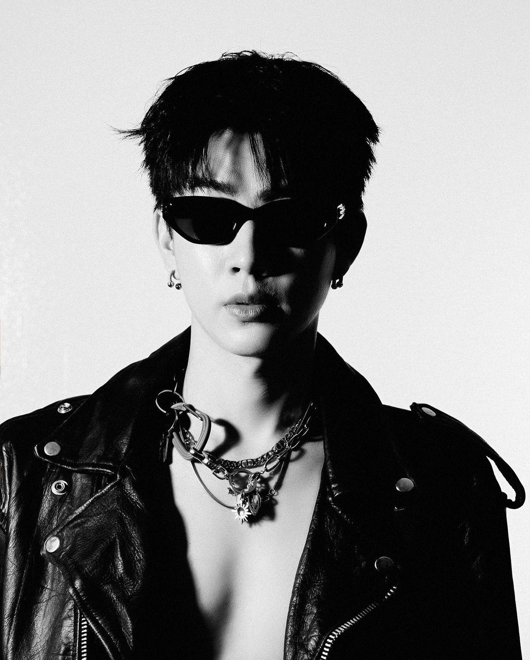 ออฟ - จุมพล อดุลกิตติพร