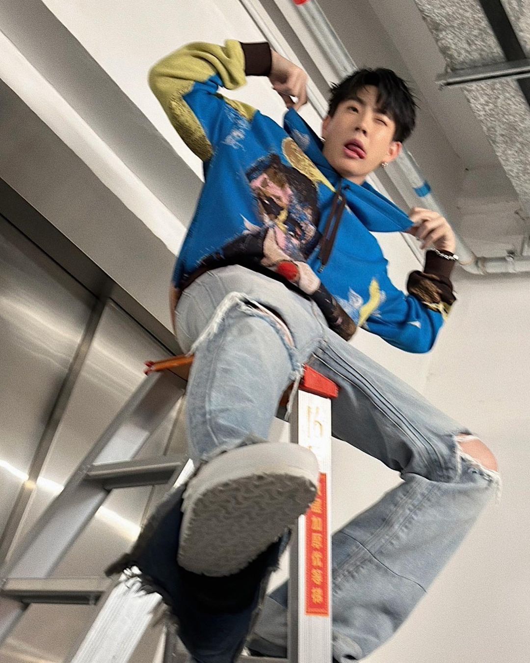 ออฟ - จุมพล อดุลกิตติพร