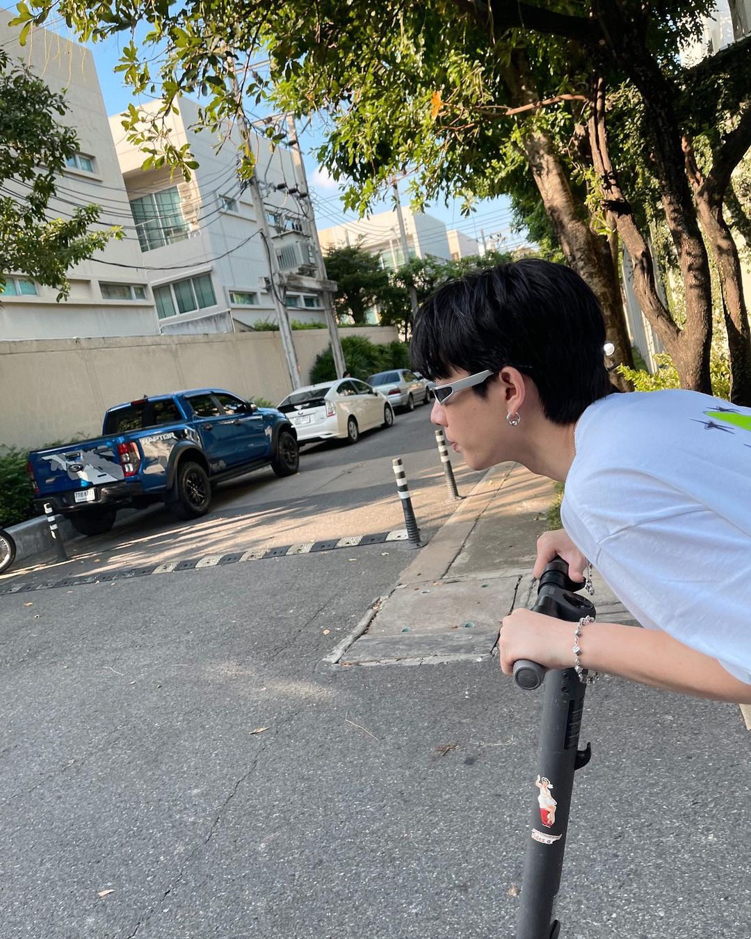 ออฟ - จุมพล อดุลกิตติพร