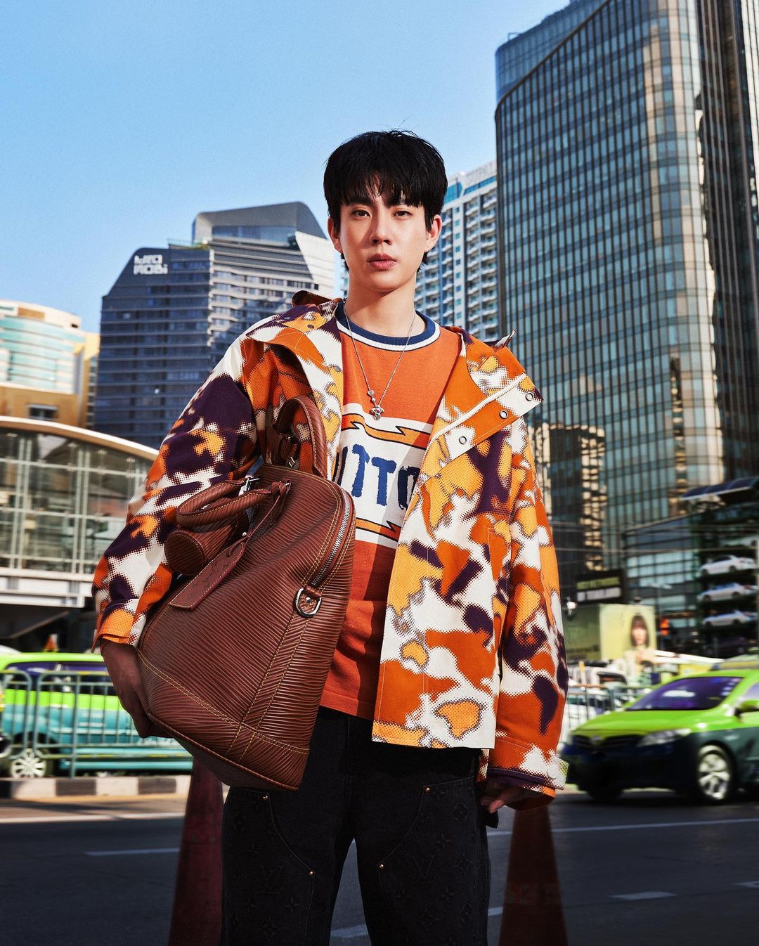 ออฟ - จุมพล อดุลกิตติพร