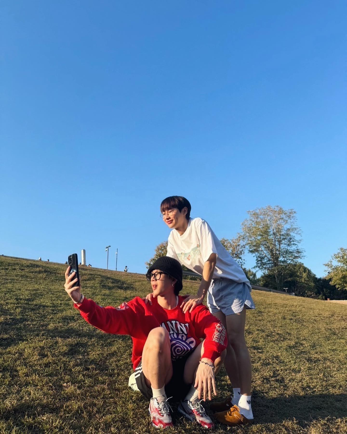 ออฟ - จุมพล อดุลกิตติพร