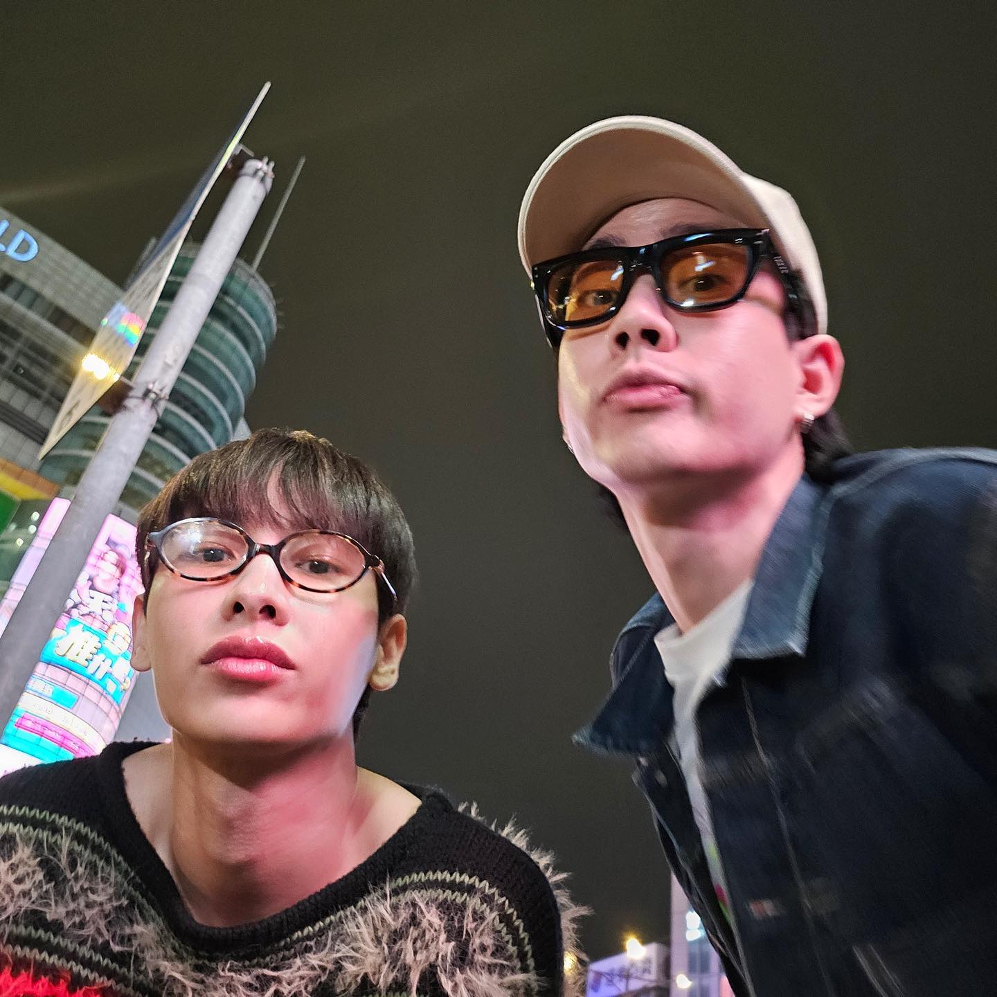 ออฟ - จุมพล อดุลกิตติพร