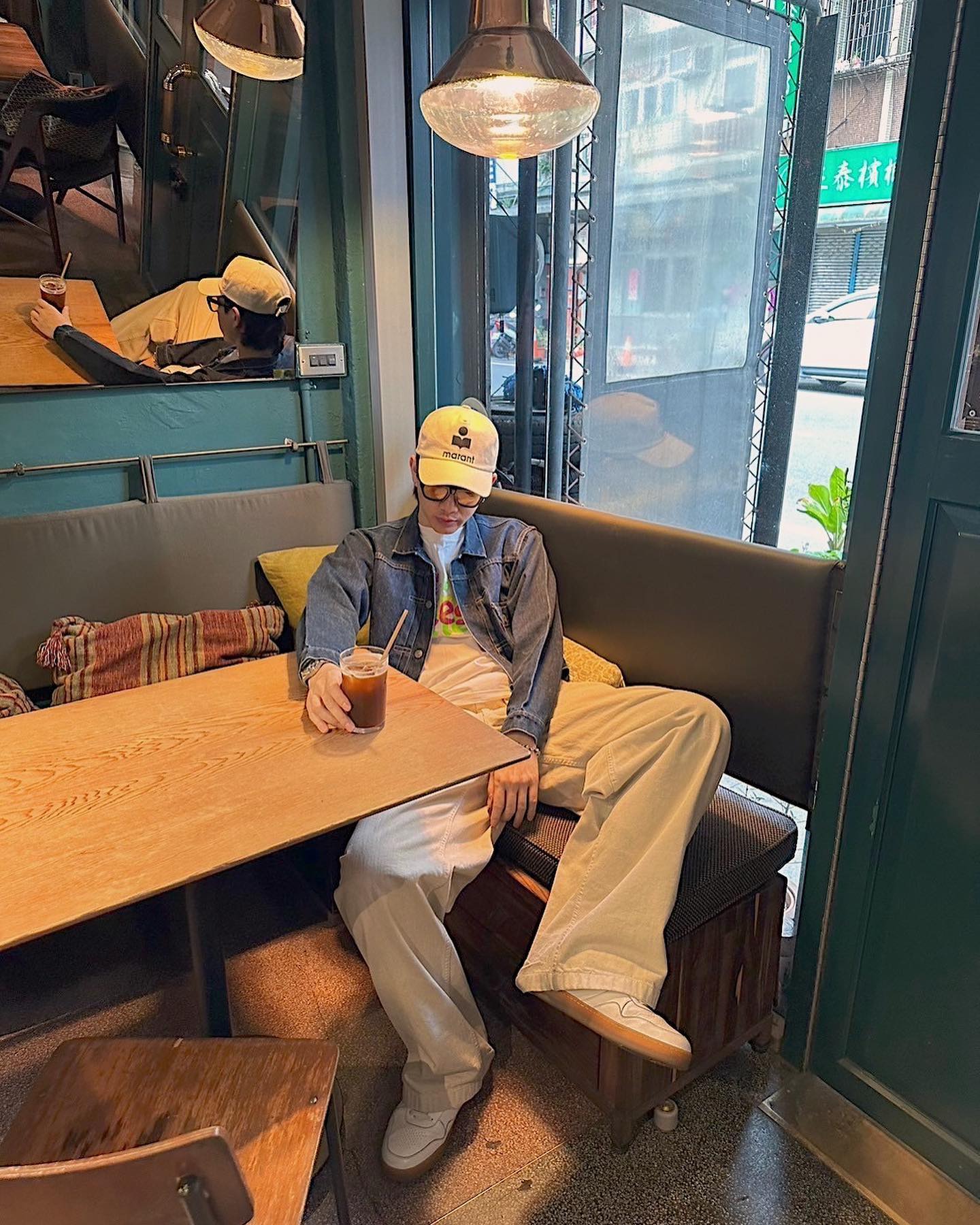 ออฟ - จุมพล อดุลกิตติพร