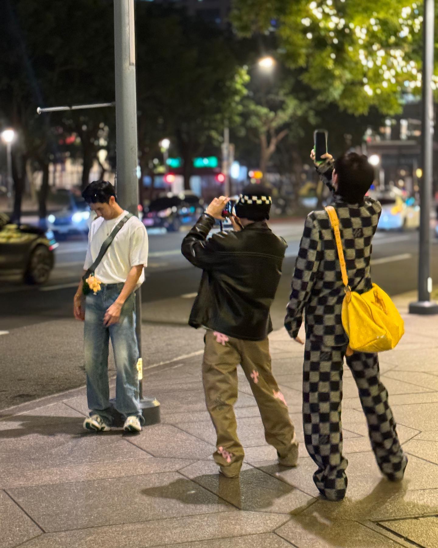 ออฟ - จุมพล อดุลกิตติพร