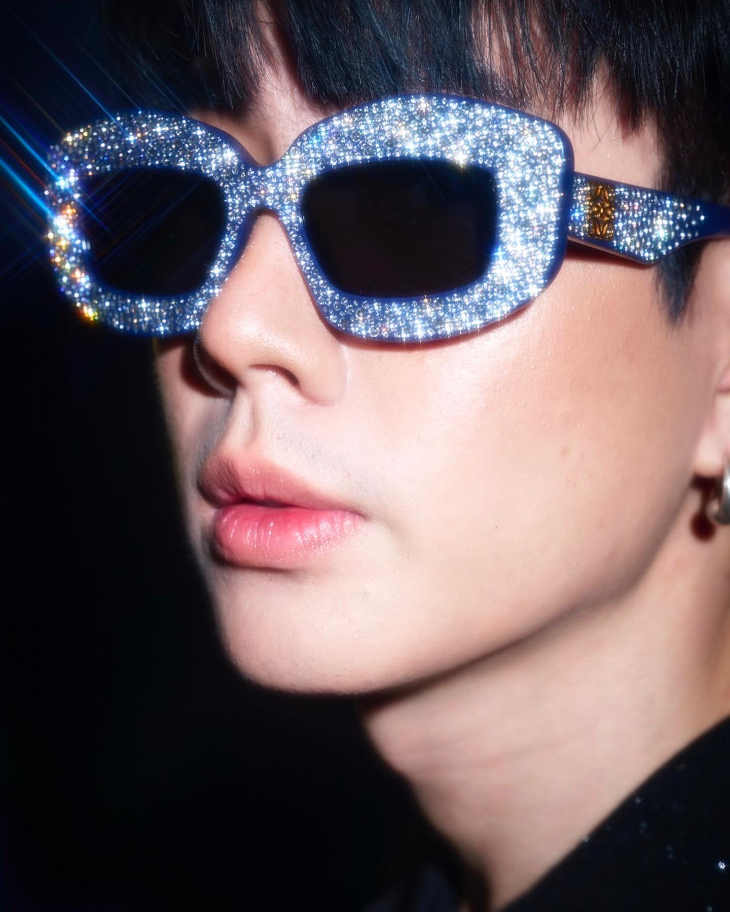 ออฟ - จุมพล อดุลกิตติพร