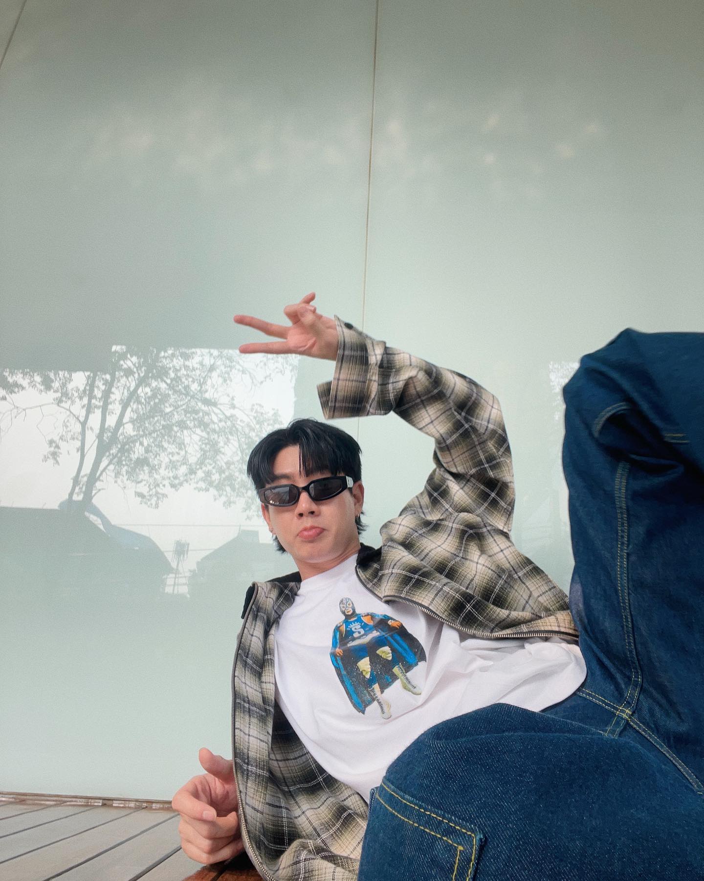 ออฟ - จุมพล อดุลกิตติพร