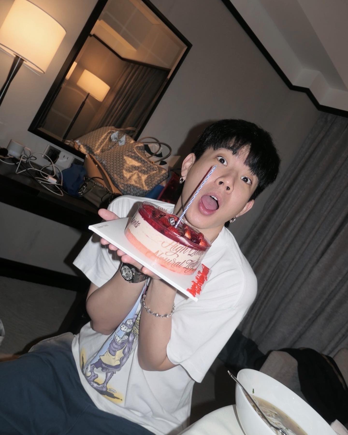 ออฟ - จุมพล อดุลกิตติพร