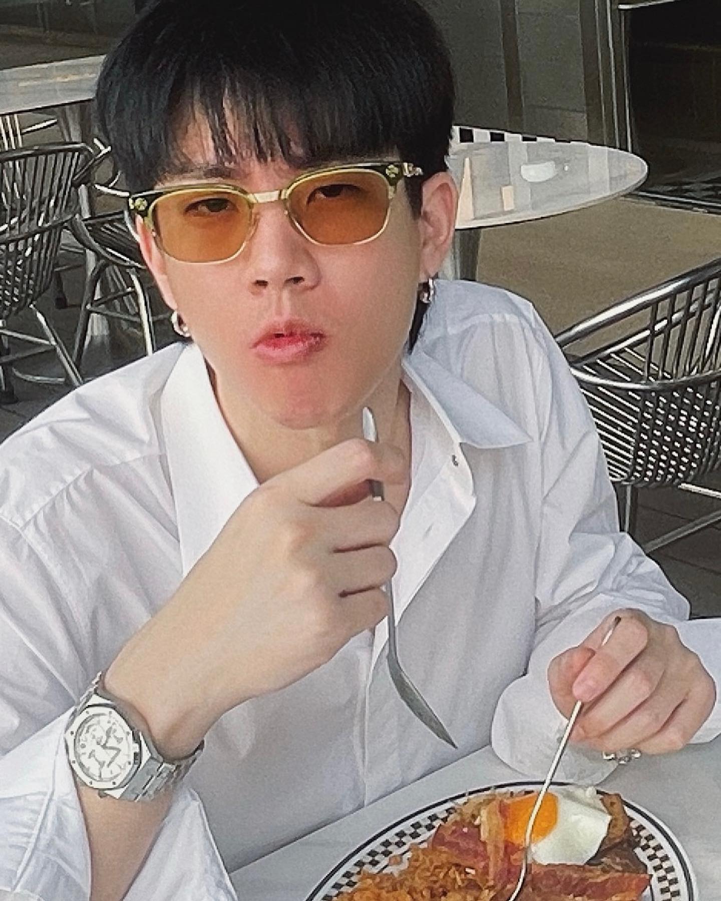 ออฟ - จุมพล อดุลกิตติพร