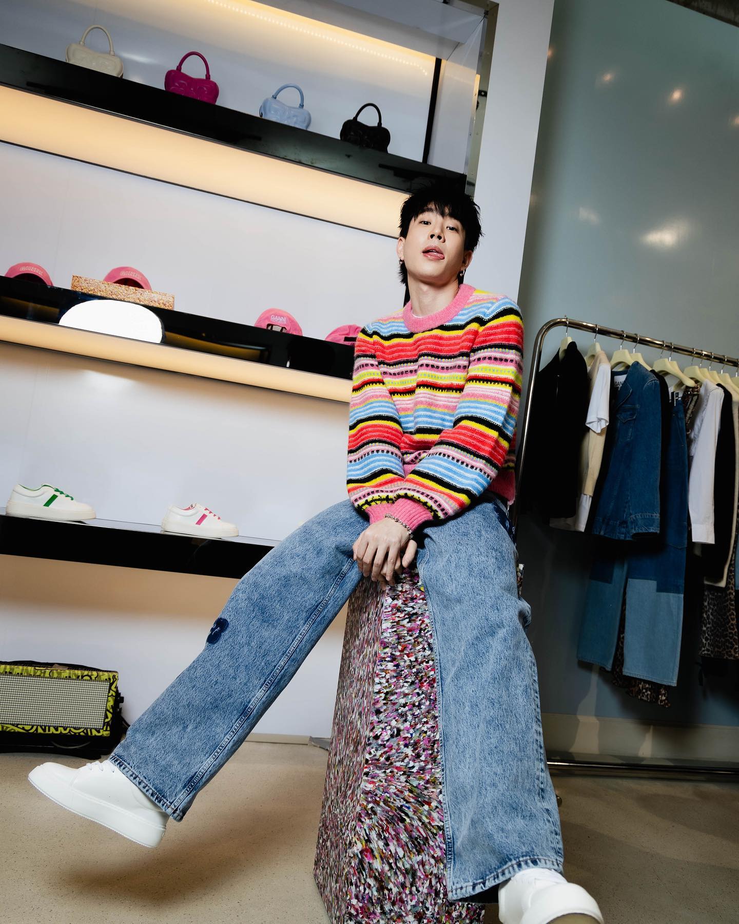 ออฟ - จุมพล อดุลกิตติพร