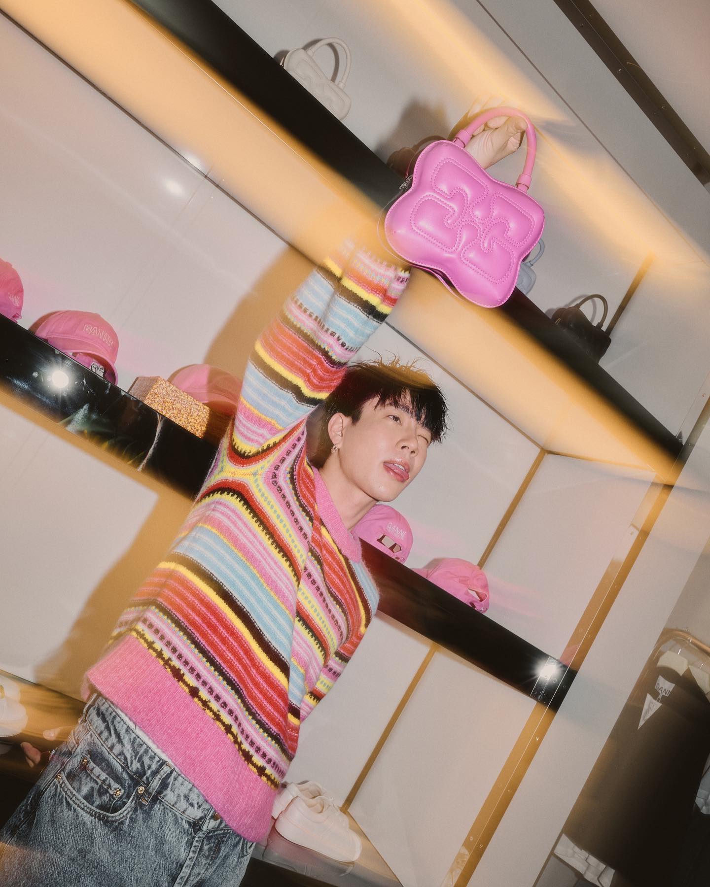 ออฟ - จุมพล อดุลกิตติพร