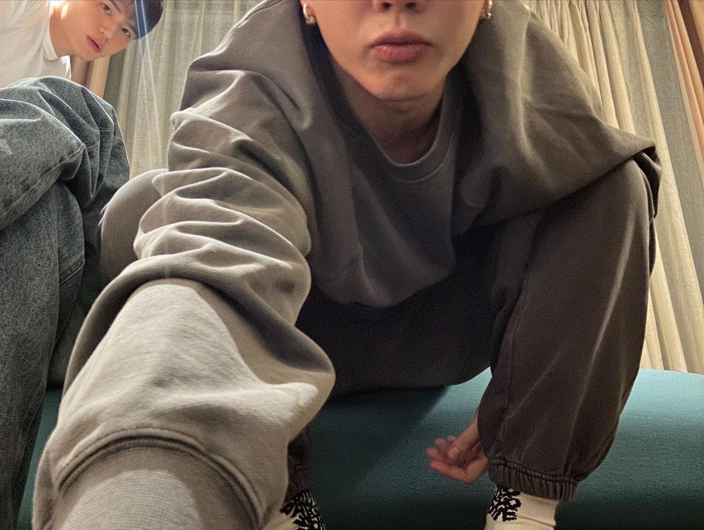 ออฟ - จุมพล อดุลกิตติพร