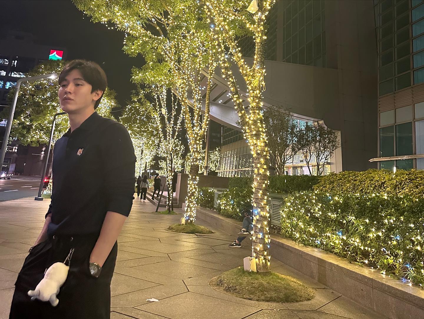 ออฟ - จุมพล อดุลกิตติพร