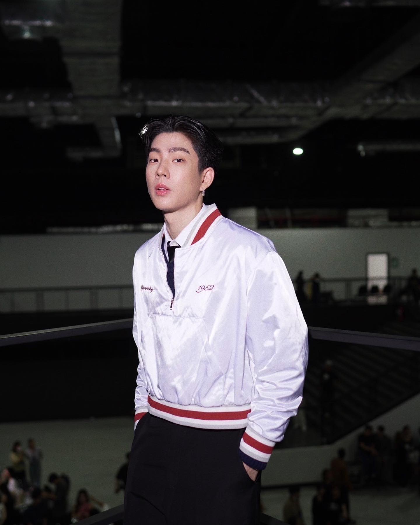 ออฟ - จุมพล อดุลกิตติพร
