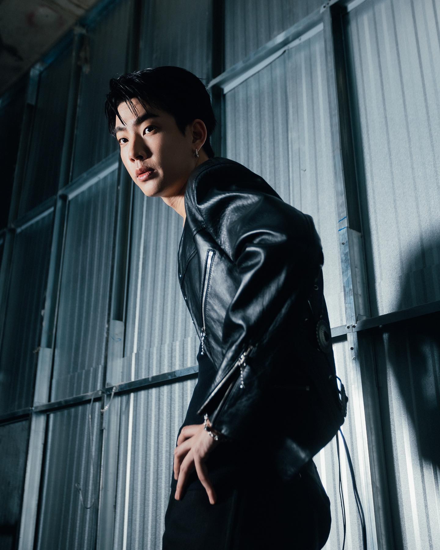 ออฟ - จุมพล อดุลกิตติพร