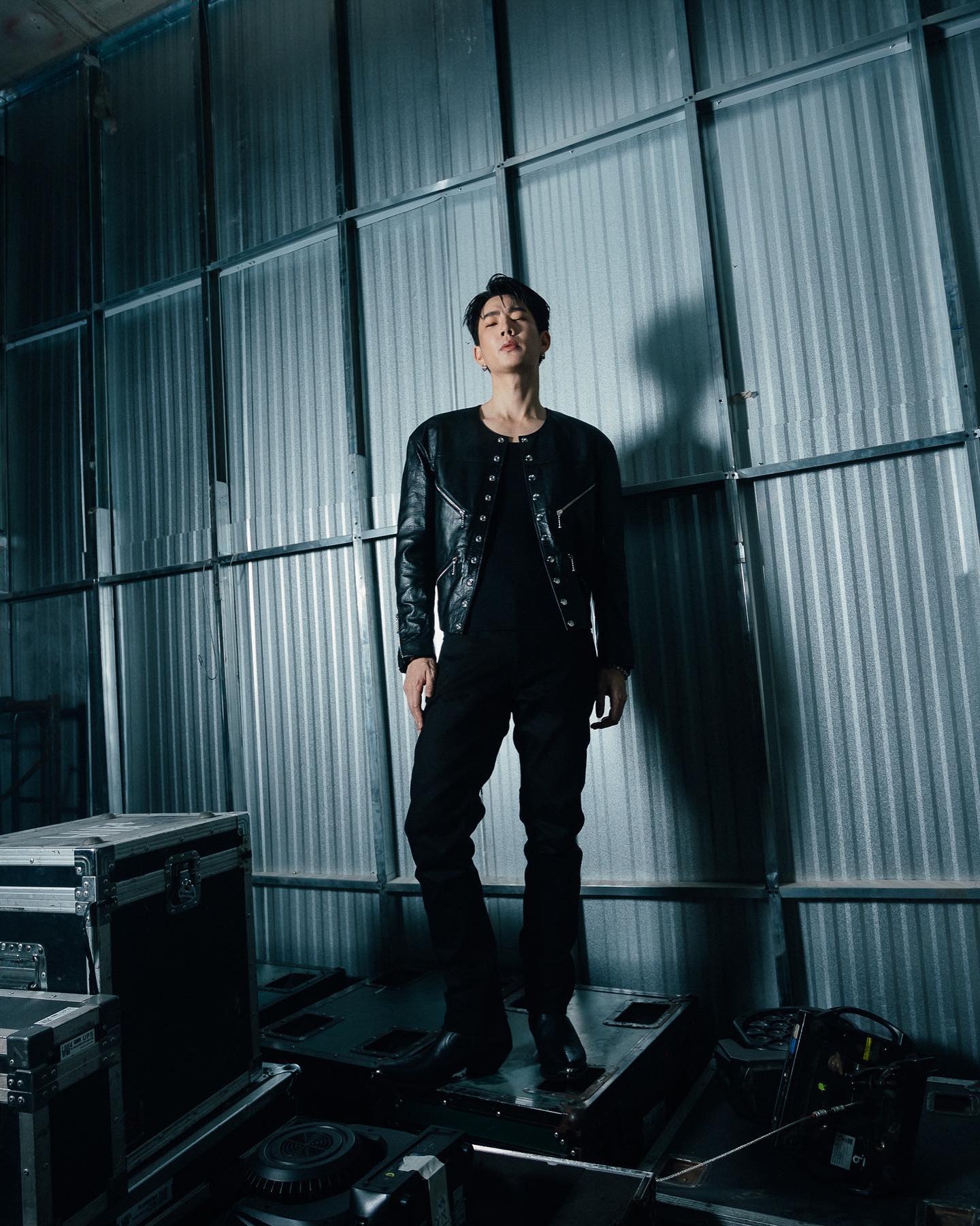 ออฟ - จุมพล อดุลกิตติพร
