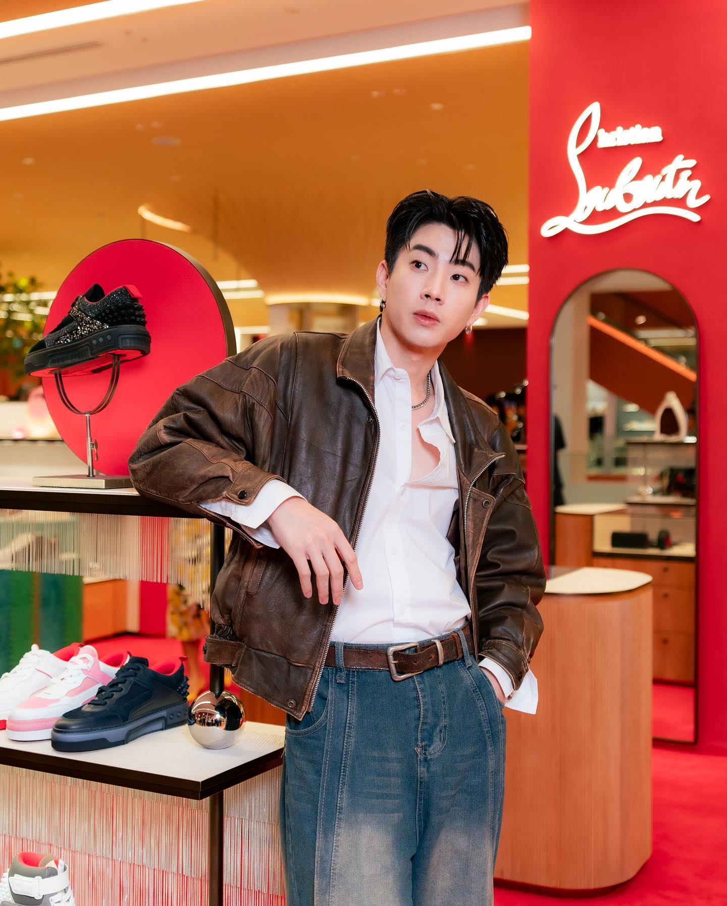 ออฟ - จุมพล อดุลกิตติพร
