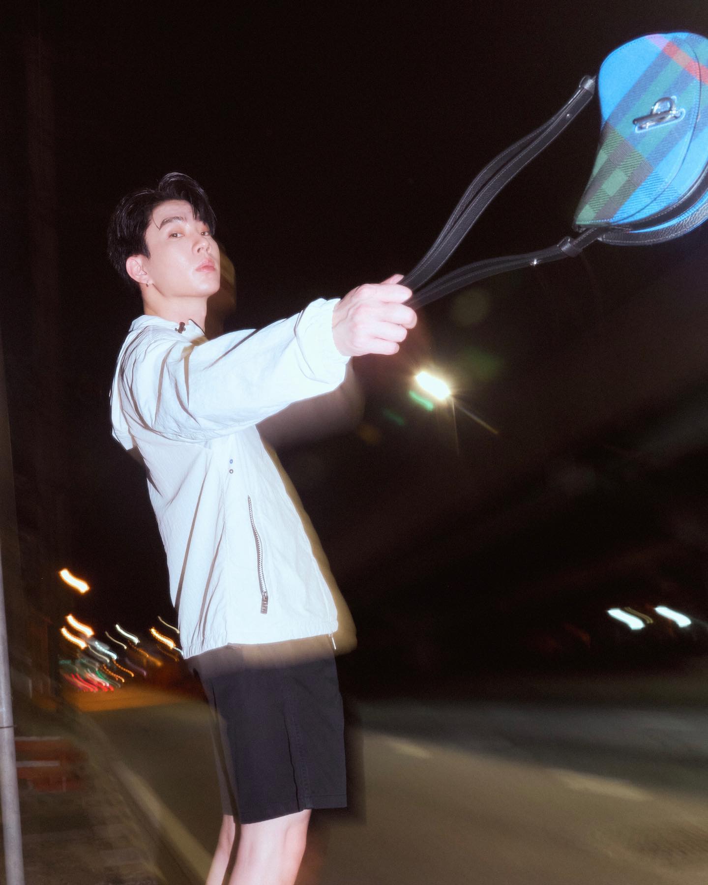 ออฟ - จุมพล อดุลกิตติพร