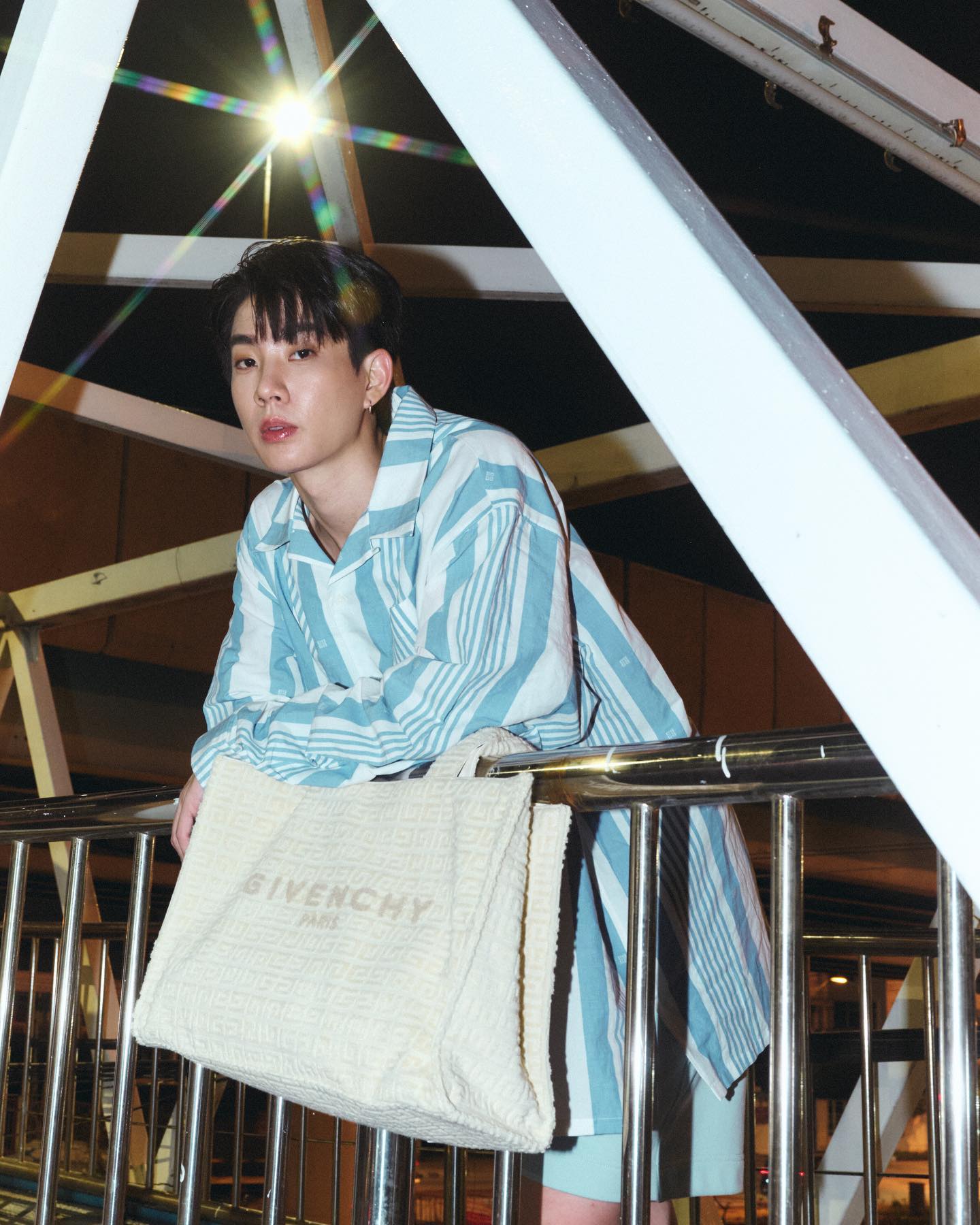 ออฟ - จุมพล อดุลกิตติพร