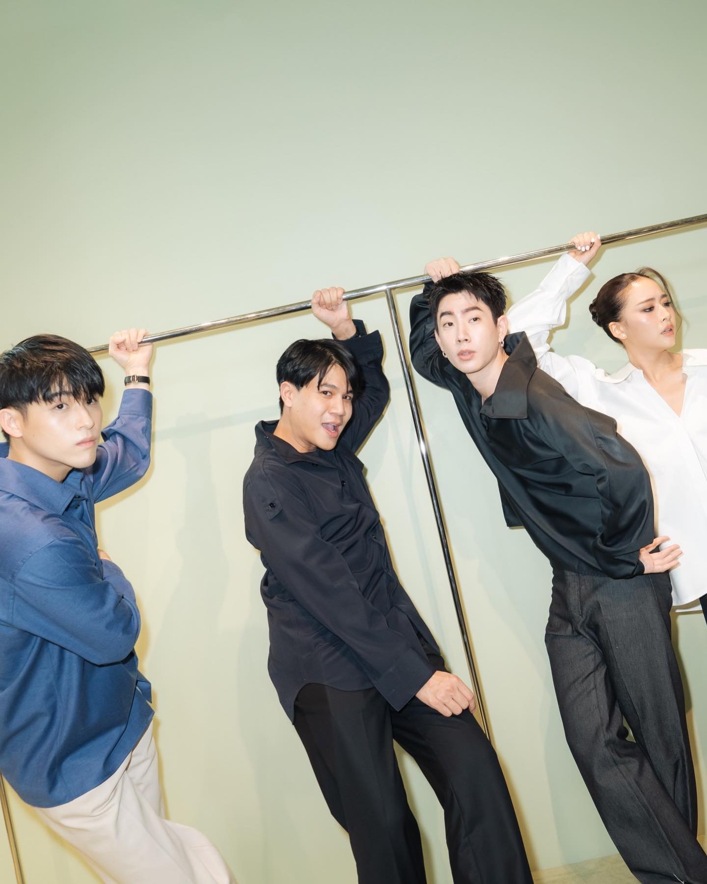 ออฟ - จุมพล อดุลกิตติพร