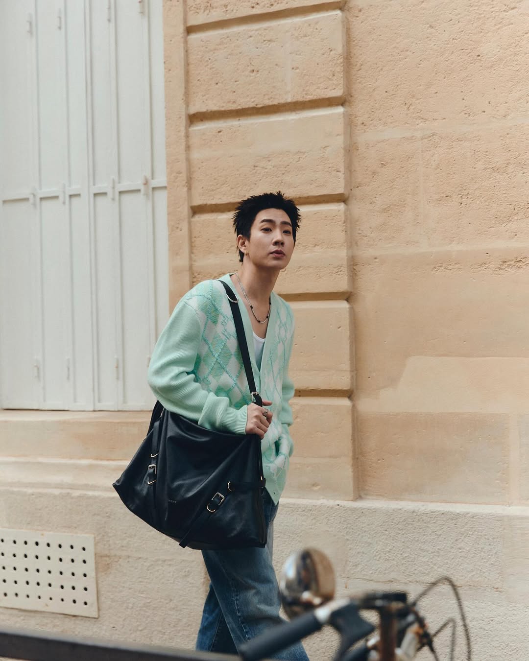 ออฟ - จุมพล อดุลกิตติพร