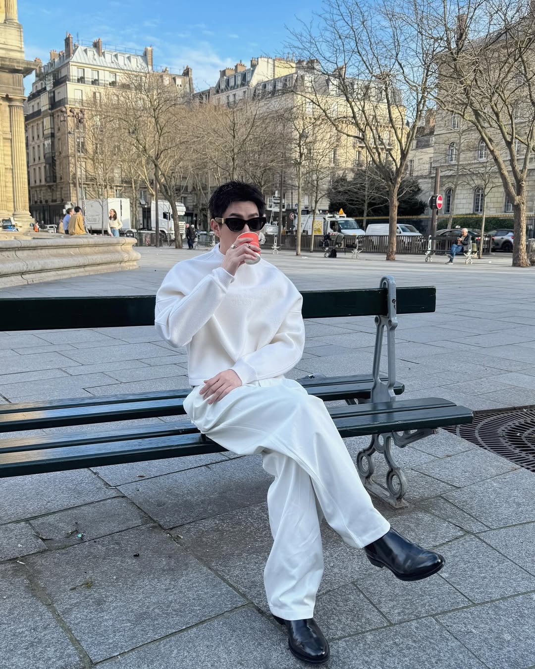 ออฟ - จุมพล อดุลกิตติพร
