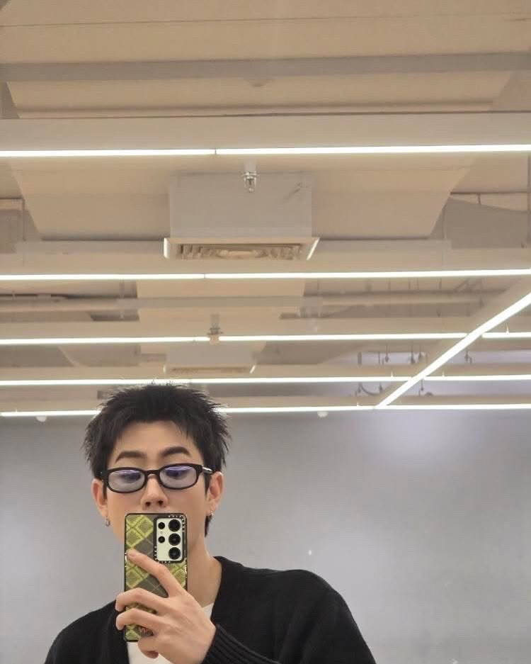 ออฟ - จุมพล อดุลกิตติพร