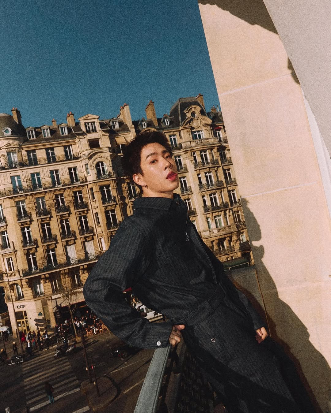 ออฟ - จุมพล อดุลกิตติพร