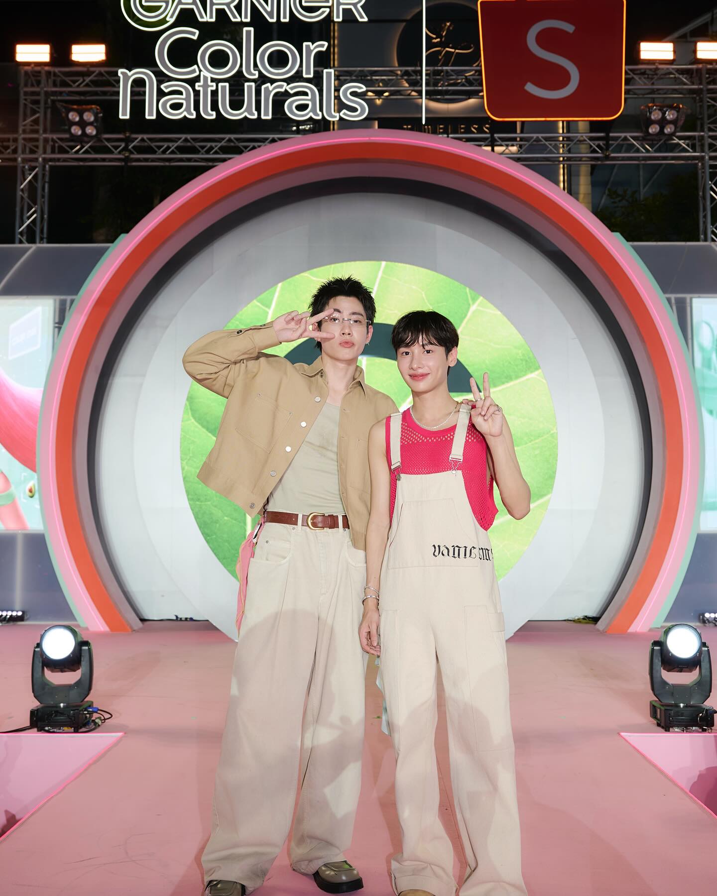 ออฟ - จุมพล อดุลกิตติพร