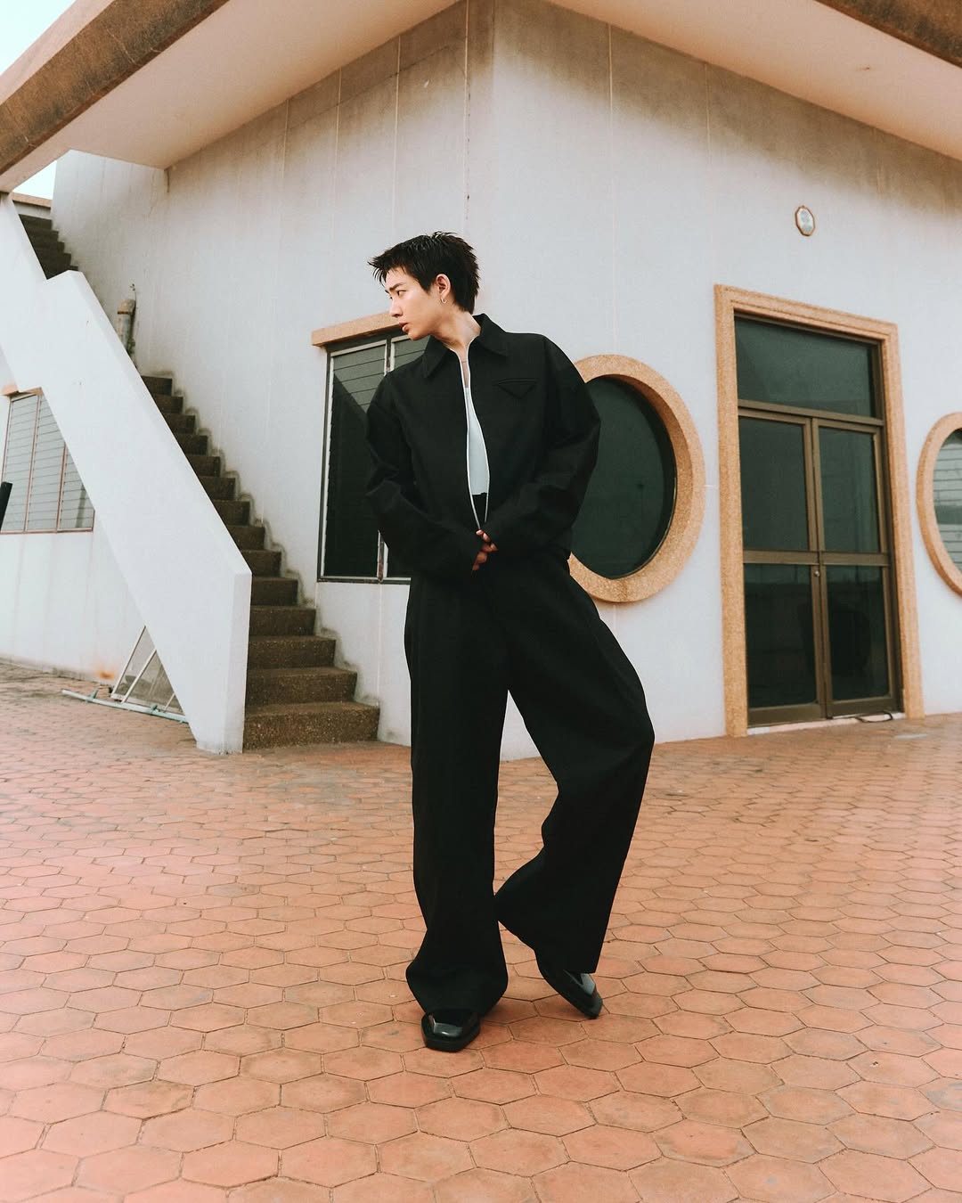 ออฟ - จุมพล อดุลกิตติพร