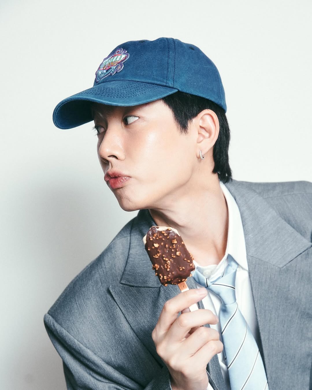 ออฟ - จุมพล อดุลกิตติพร