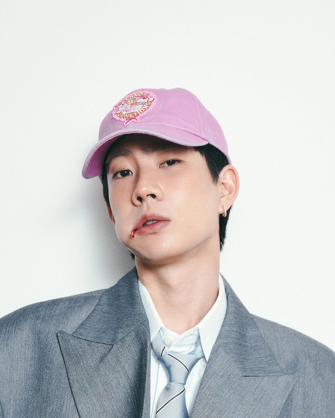 ออฟ - จุมพล อดุลกิตติพร