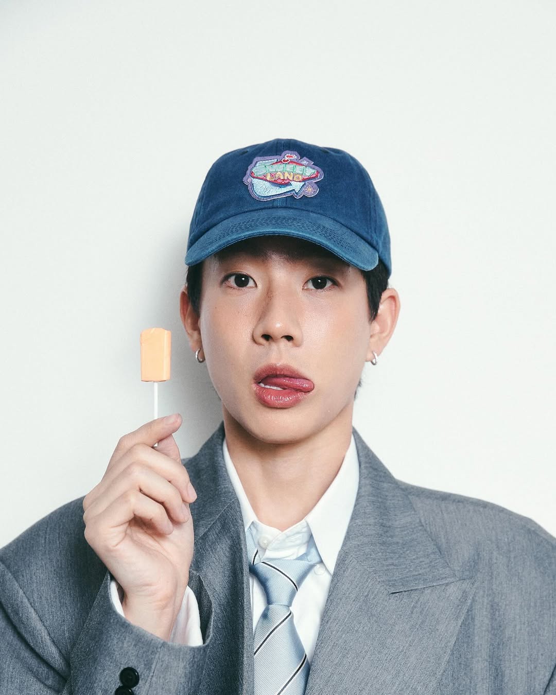 ออฟ - จุมพล อดุลกิตติพร