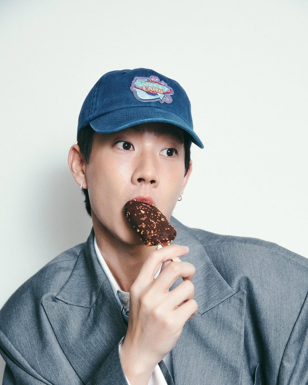 ออฟ - จุมพล อดุลกิตติพร