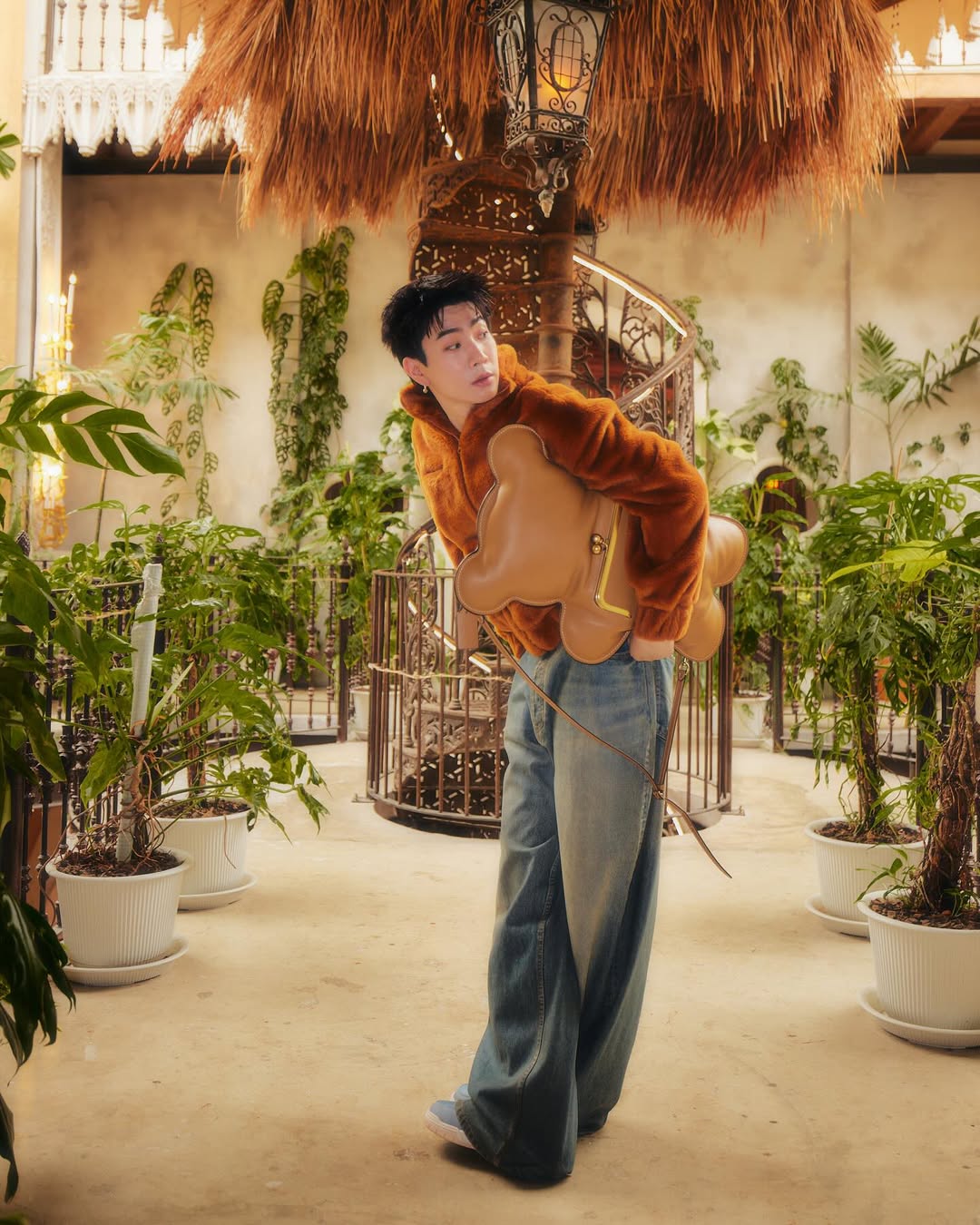 ออฟ - จุมพล อดุลกิตติพร
